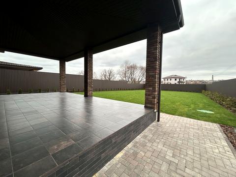 будинок за адресою Джерельна