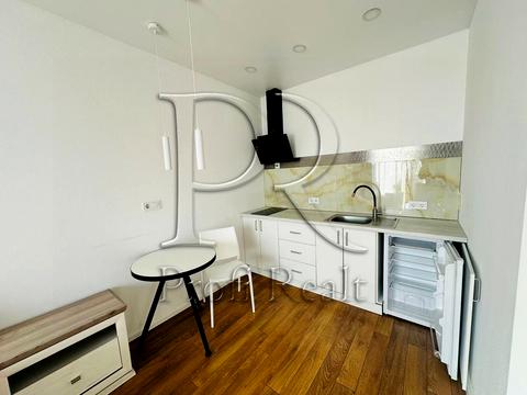 квартира за адресою Василя Стуса вул., 35-Б