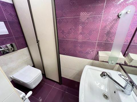 комерційна за адресою Поштова, 5