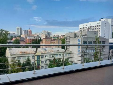 комерційна за адресою Тараса Шевченка бульв., 33-Б