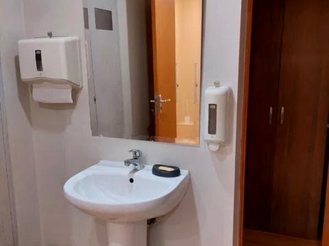 комерційна за адресою Тараса Шевченка бульв., 33-Б