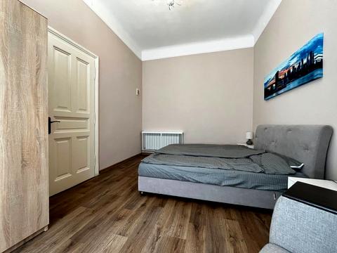 квартира за адресою Івана Огієнка вул. (), 16