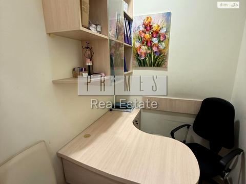 комерційна за адресою В'ячеслава Чорновола вул., 27