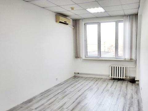 комерційна за адресою Євгена Сверстюка вул. (Марини Раскової), 17