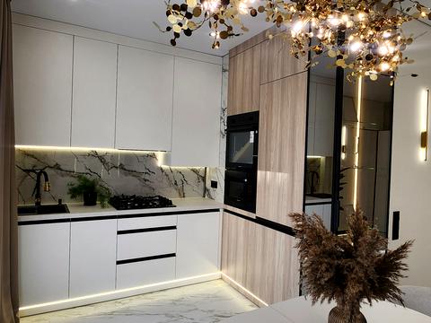 квартира по адресу 24 Августа ул., 32