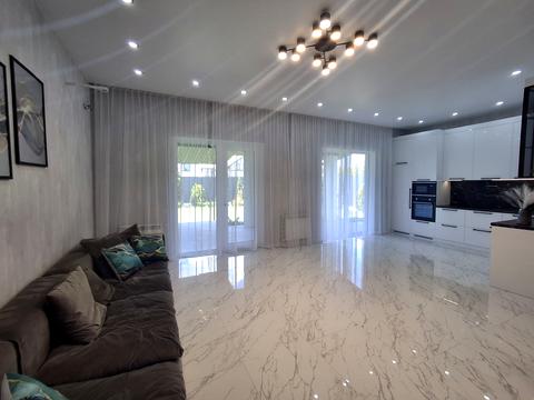 будинок за адресою Щаслива