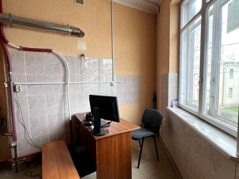 коммерческая по адресу Богдана Хмельницкого ул., 1