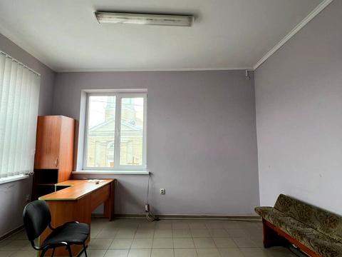 коммерческая по адресу Богдана Хмельницкого ул., 1