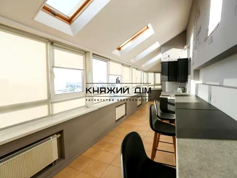 комерційна за адресою Клінічна вул., 23/25