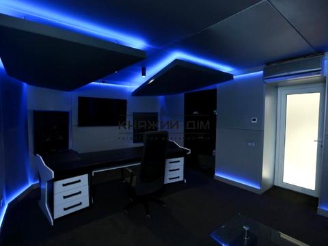 комерційна за адресою Клінічна вул., 23/25