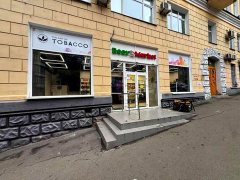 комерційна за адресою Лютеранська вул., 3