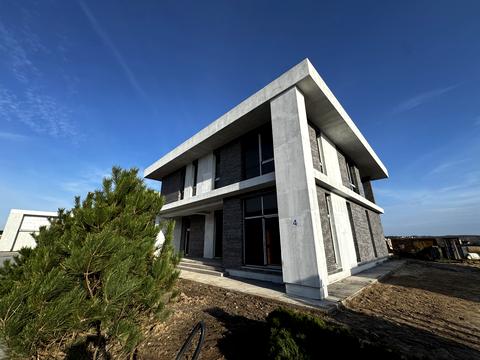 будинок за адресою Сонячна вул.