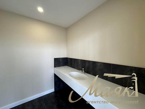 комерційна за адресою Академіка Книшова вул. (Амурська), 6