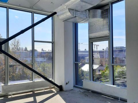 комерційна за адресою Академіка Книшова вул. (Амурська), 6