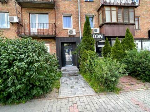 коммерческая по адресу Леси Украинки бульв., 30