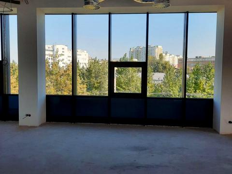 комерційна за адресою Київ, Академіка Книшова вул. (Амурська), 6