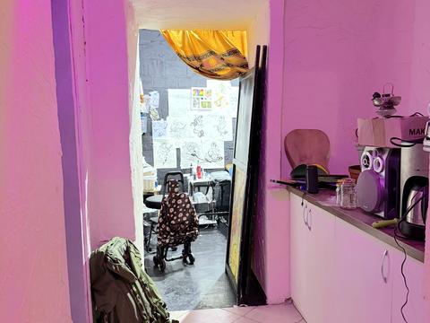 комерційна за адресою Маяковского, 8