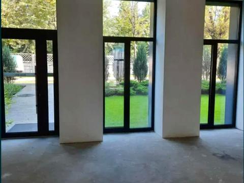 комерційна за адресою Київ, Академіка Книшова вул. (Амурська), 6