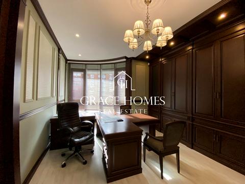 комерційна за адресою Антоновича вул. (Горького), 131