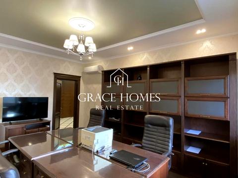 комерційна за адресою Антоновича вул. (Горького), 131