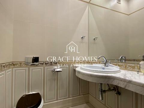 комерційна за адресою Антоновича вул. (Горького), 131