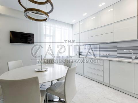 квартира за адресою Київ, Василя Тютюнника вул. (Анрі Барбюса), 37/1