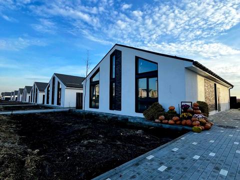 дом по адресу 14-я Центральная ул.