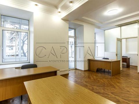 коммерческая по адресу Большая Васильковская ул. (Красноармейская), 47