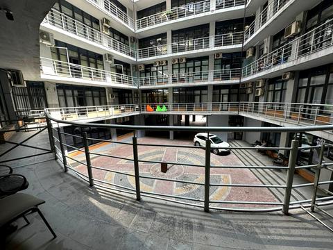 коммерческая по адресу Евгения Коновальца ул. (Щорса), 36Д