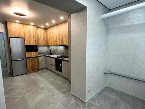 квартира за адресою Романа Вірастюка вул., 1