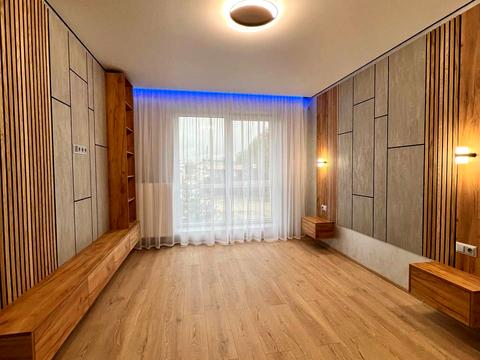 квартира за адресою Романа Вірастюка вул., 1