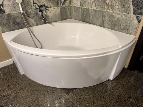 квартира за адресою Академіка Володимира Гнатюка вул. (), 8