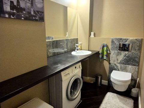 квартира за адресою Академіка Володимира Гнатюка вул. (), 8