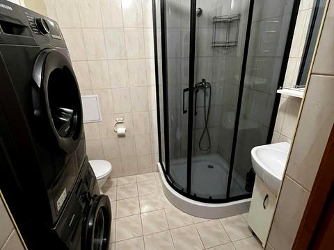 квартира по адресу Андрея Сахарова ул., 16б