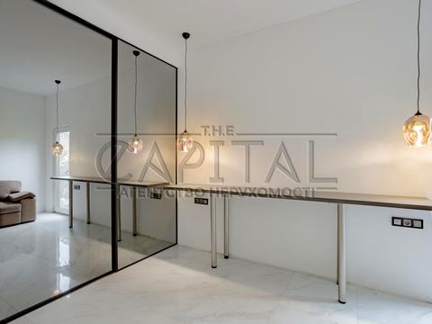 дом по адресу 10-та Садова ул.