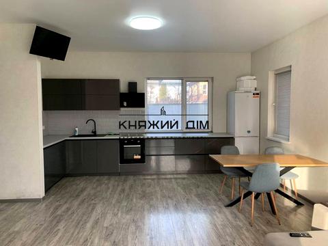 дом по адресу Ивана Сирко ул.