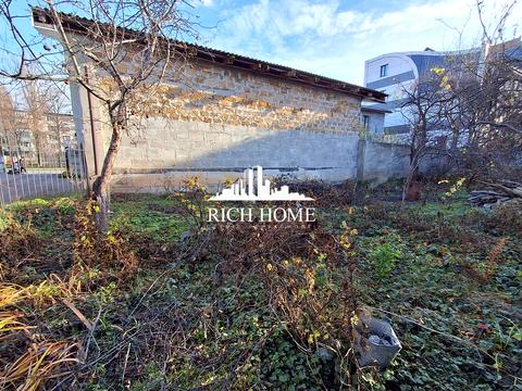 будинок за адресою Абрикосова вул.