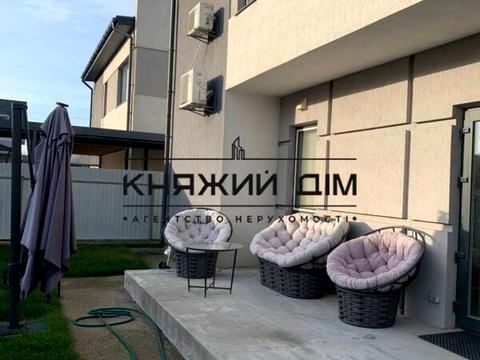 дом по адресу Ивана Сирко ул.