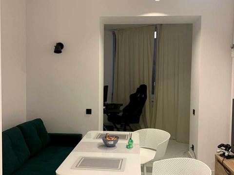 квартира по адресу Антоныча ул., 5а