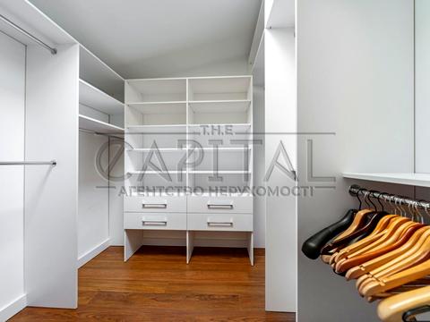 будинок за адресою вул. Патриарха Владимира Романюка