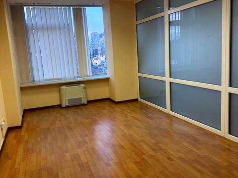 коммерческая по адресу Антоновича ул. (Горького), 170/172