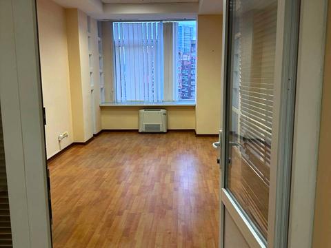 коммерческая по адресу Антоновича ул. (Горького), 170/172