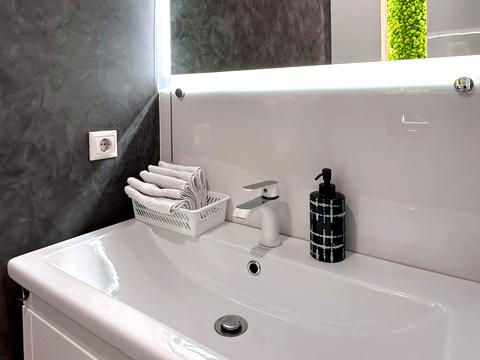 квартира по адресу Ясная ул., 12