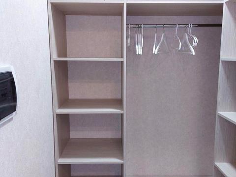 квартира по адресу Ревуцкого ул., 40-Б