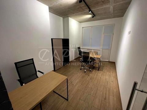 коммерческая по адресу Василия Тютюнника ул. (Анрі Барбюса), 37/1