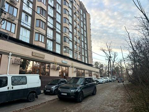 комерційна за адресою Василя Стуса вул. (Пушкінська), 64/68