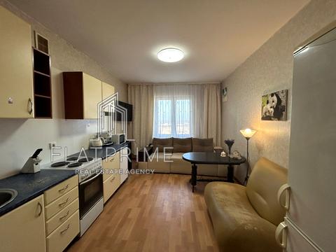 квартира за адресою Київ, Милославська вул., 4