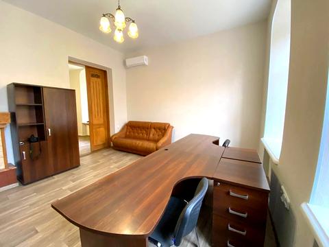 комерційна за адресою Гоголя вул., 9б