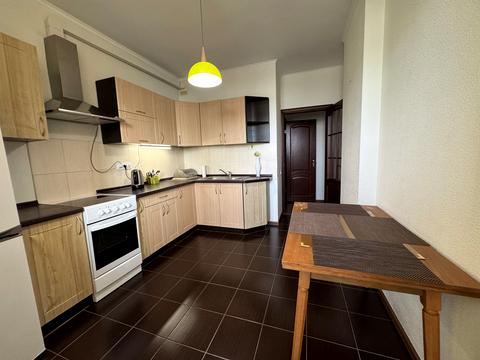 квартира за адресою Воскресенська вул., 14-Б