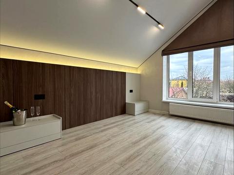 будинок за адресою Леонтовича вул., 12